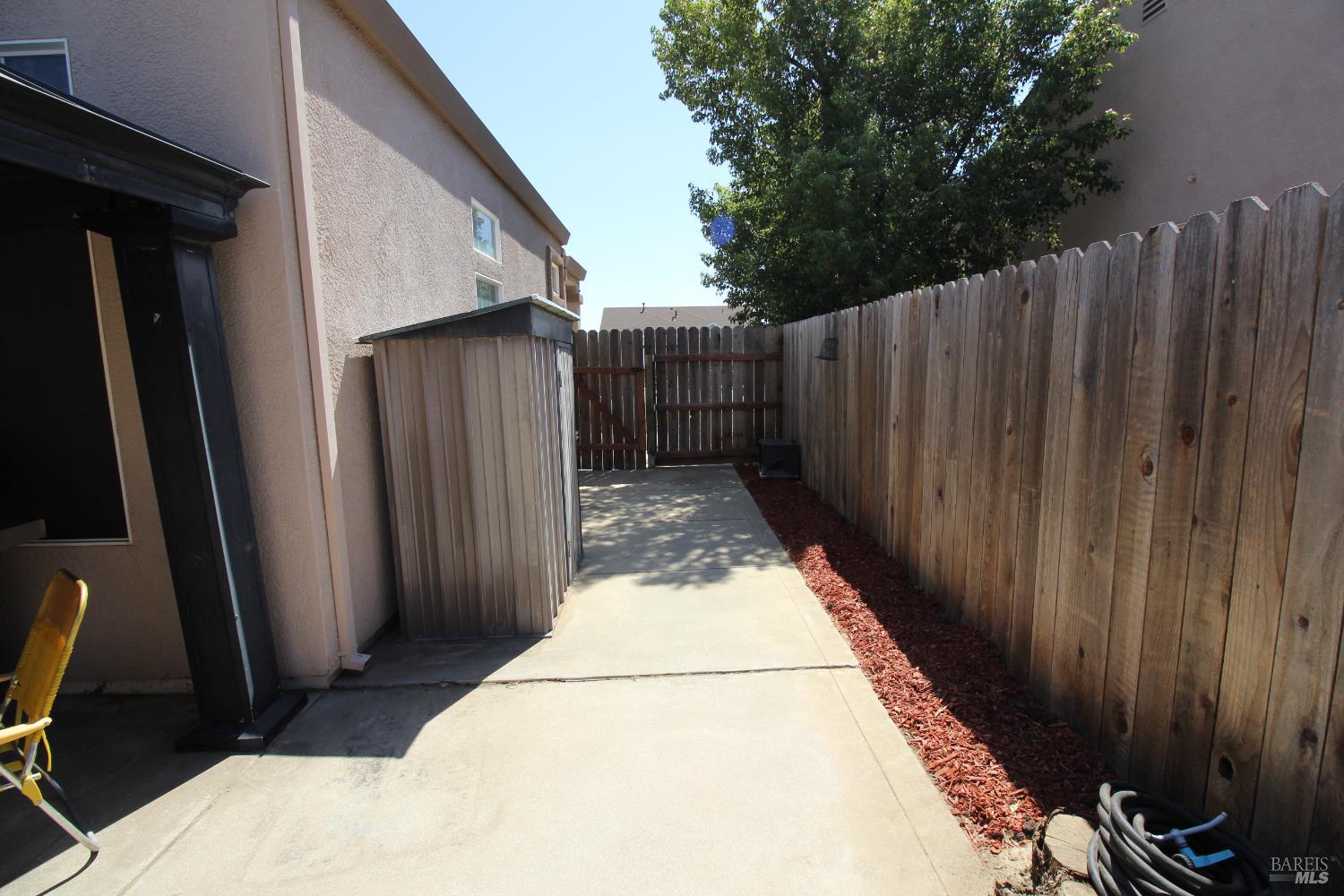 Detail Gallery Image 25 of 26 For 513 De Flores Cir, Rio Vista,  CA 94571 - 4 Beds | 2/1 Baths