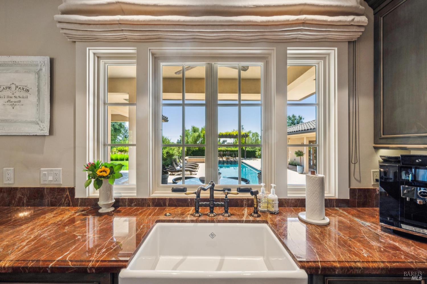 Detail Gallery Image 29 of 46 For 1057 Red Tail Rd, Healdsburg,  CA 95448 - 2 Beds | 3/1 Baths