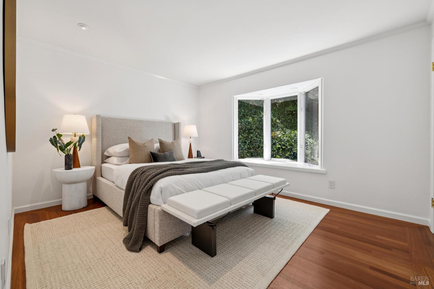 Detail Gallery Image 45 of 72 For 260 Spencer Ave, Sausalito,  CA 94965 - 5 Beds | 5 Baths