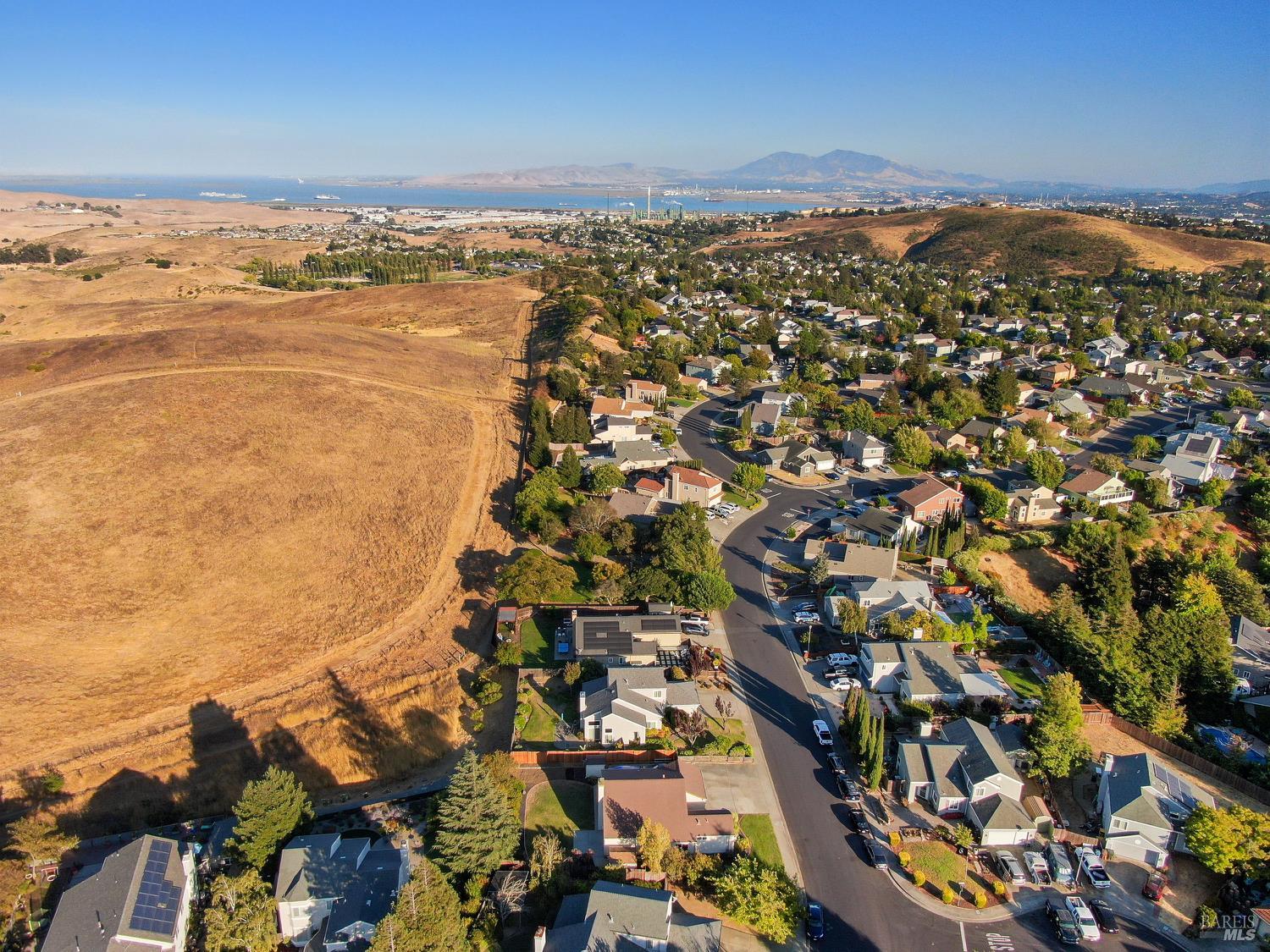 Detail Gallery Image 56 of 61 For 789 Barton Way, Benicia,  CA 94510 - 3 Beds | 2 Baths