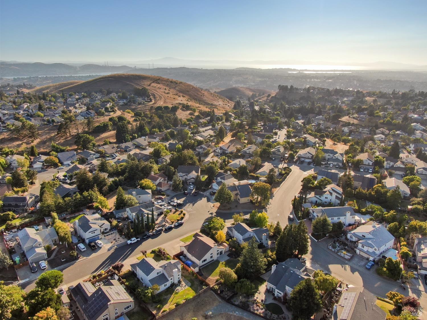 Detail Gallery Image 53 of 61 For 789 Barton Way, Benicia,  CA 94510 - 3 Beds | 2 Baths