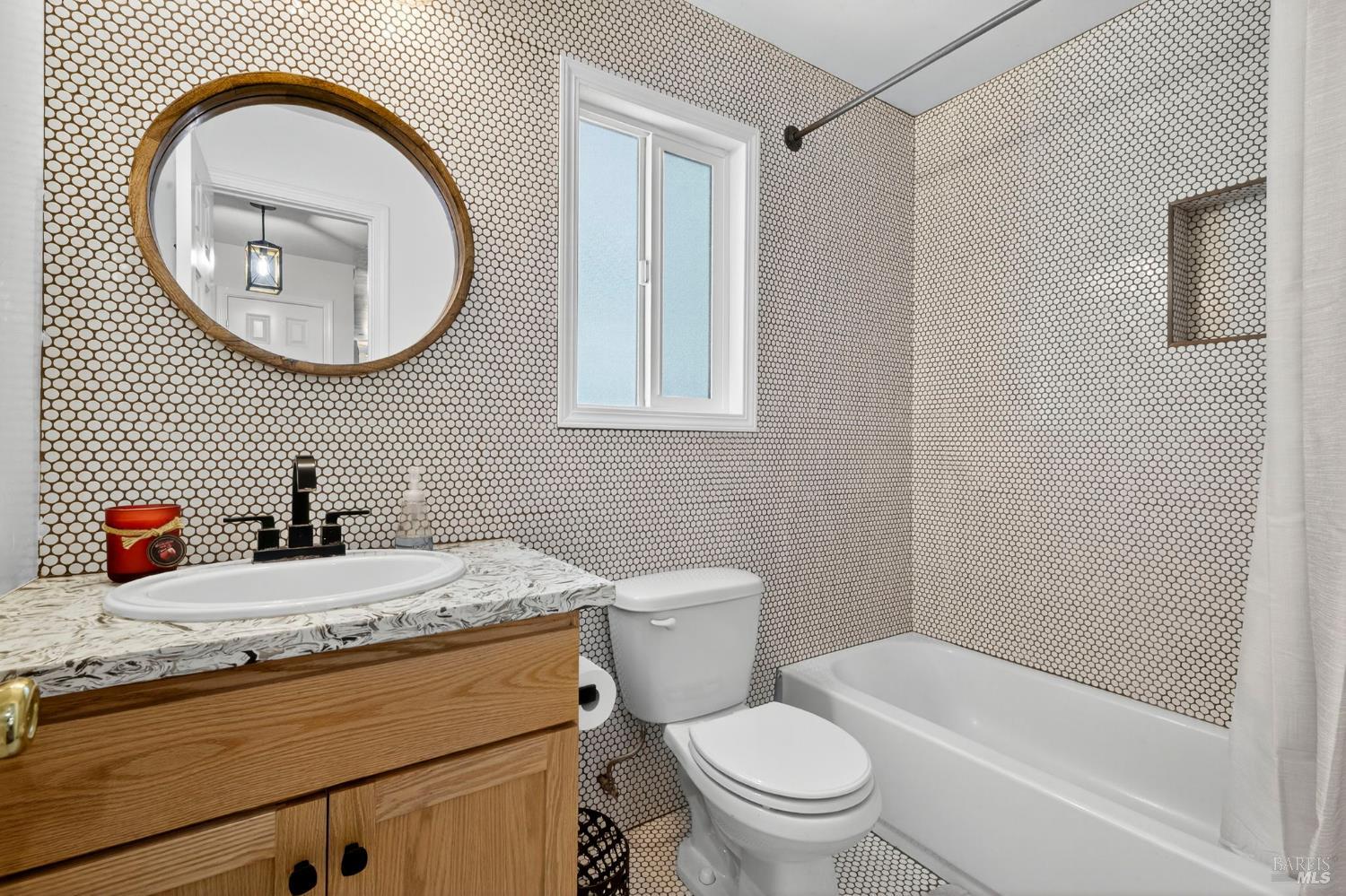 Detail Gallery Image 20 of 26 For 16799 Center Way, Guerneville,  CA 95446 - 5 Beds | 2 Baths