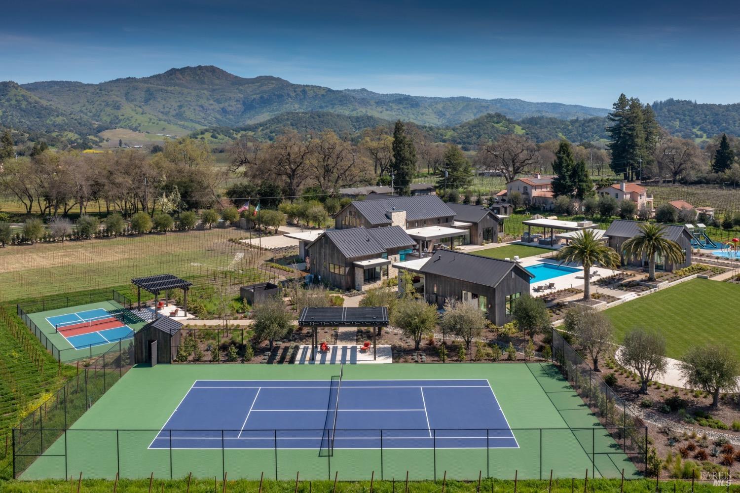 Detail Gallery Image 60 of 71 For 6691 Finnell Rd, Yountville,  CA 94599 - 6 Beds | 7/2 Baths