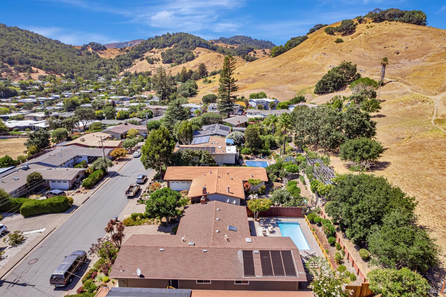 Detail Gallery Image 26 of 33 For 936 Patricia Way, San Rafael,  CA 94903 - 3 Beds | 2 Baths