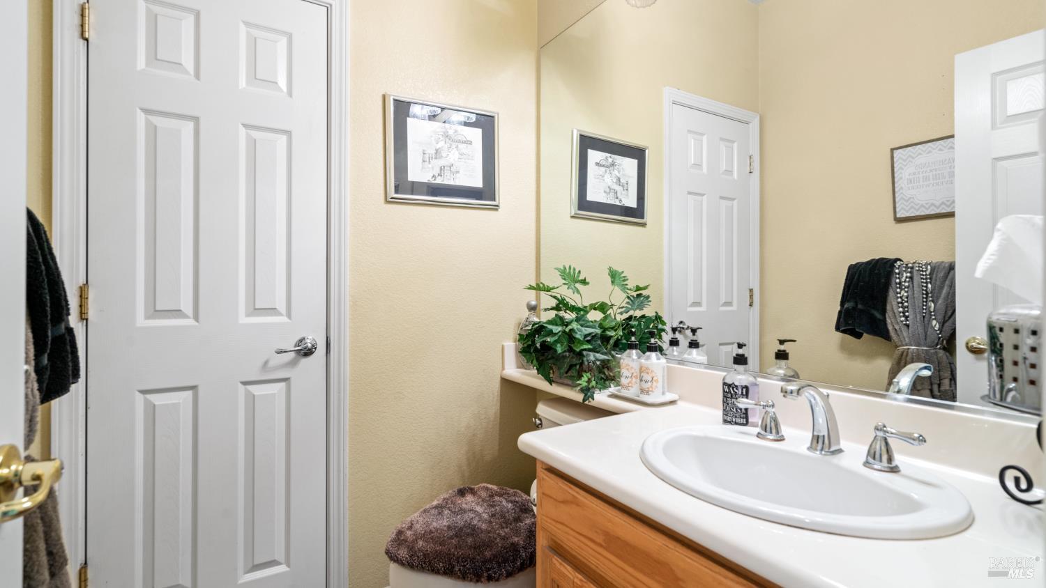 Detail Gallery Image 25 of 57 For 3501 Sunny Hill Ct, Fairfield,  CA 94534 - 4 Beds | 4/1 Baths