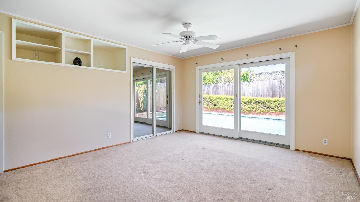 Detail Gallery Image 29 of 44 For 120 Meriam Dr, San Rafael,  CA 94903 - 3 Beds | 2/1 Baths