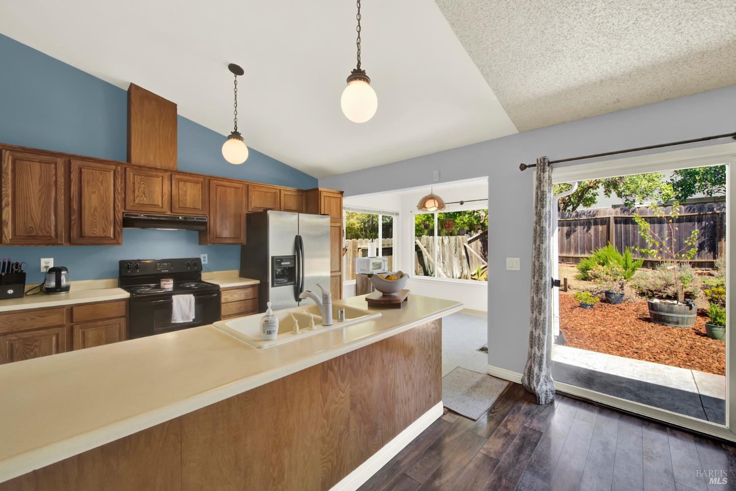 Detail Gallery Image 15 of 50 For 2968 Juniper St, Fairfield,  CA 94533 - 3 Beds | 2 Baths