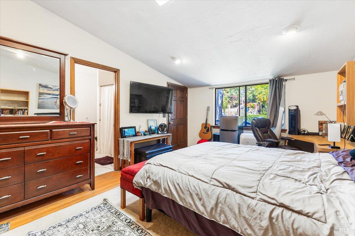 Detail Gallery Image 18 of 52 For 4331 Panorama Dr, Santa Rosa,  CA 95404 - 6 Beds | 3 Baths