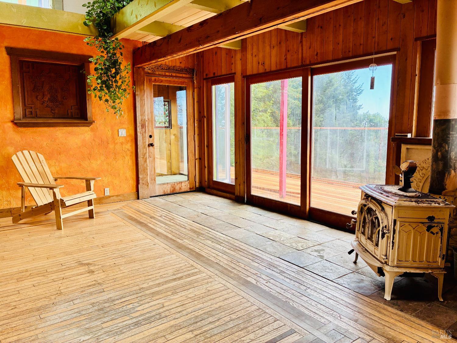 Detail Gallery Image 15 of 49 For 44990 Bill Owens Rd, Point Arena,  CA 95468 - 3 Beds | 1 Baths