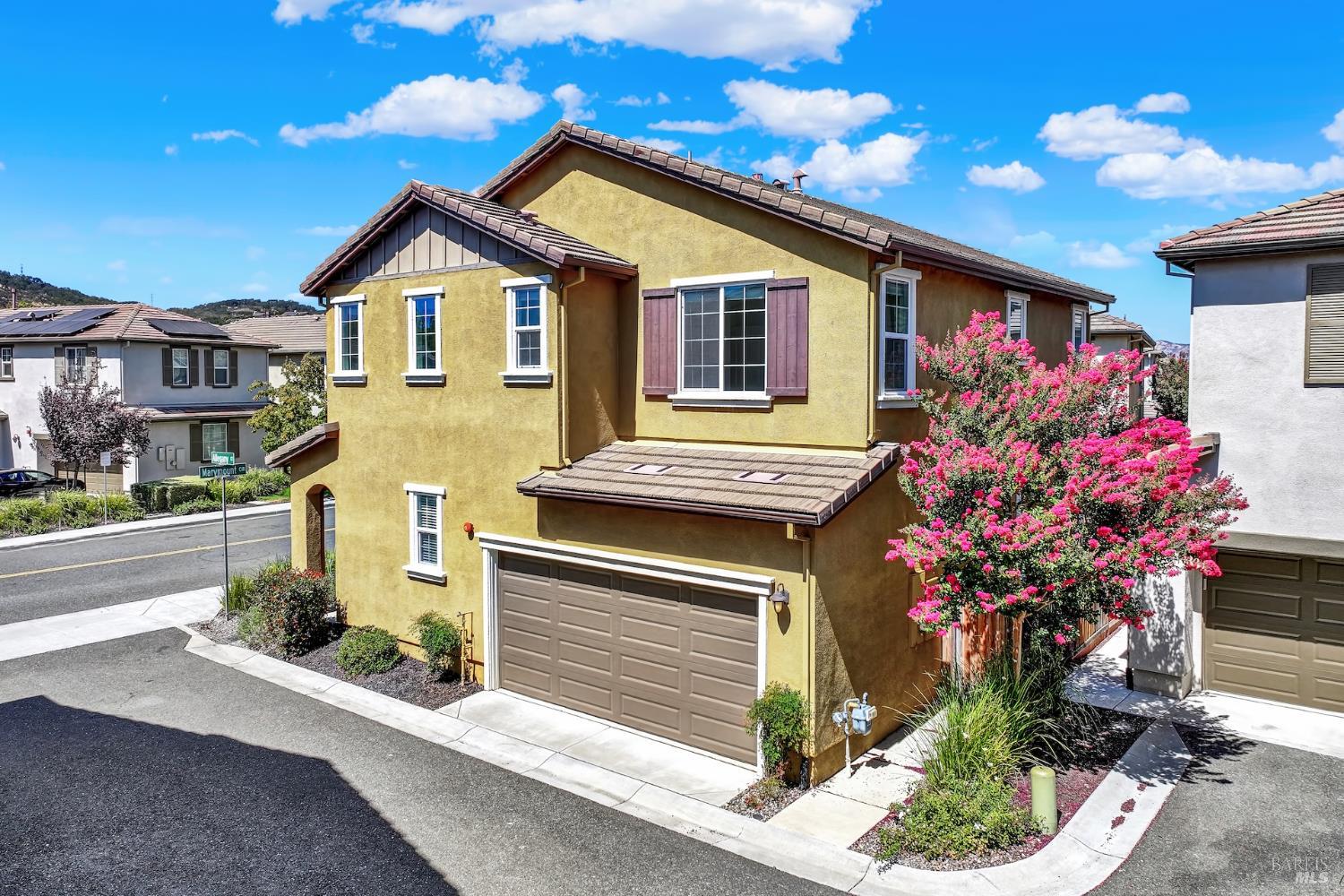 Detail Gallery Image 4 of 71 For 399 Allegany Ct, Fairfield,  CA 94534 - 3 Beds | 2/1 Baths