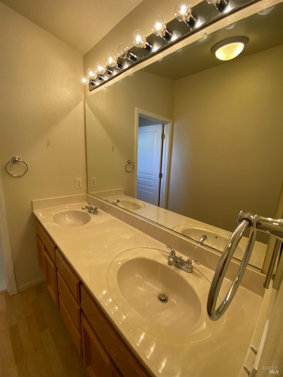 Detail Gallery Image 23 of 57 For 331 Pippin Ct, Vacaville,  CA 95687 - 2 Beds | 2 Baths