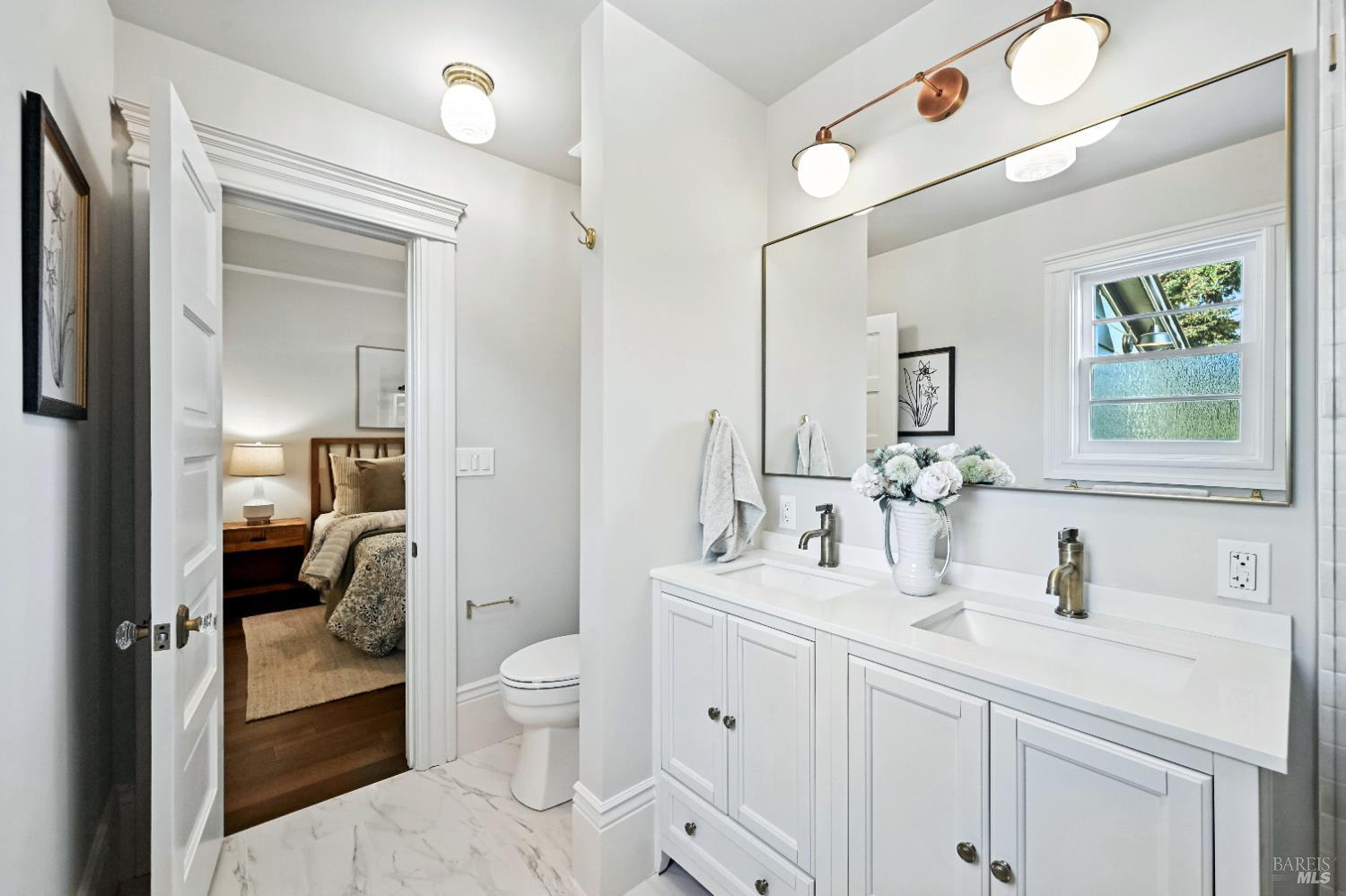 Detail Gallery Image 30 of 66 For 15 8th St, Petaluma,  CA 94952 - 3 Beds | 2/1 Baths