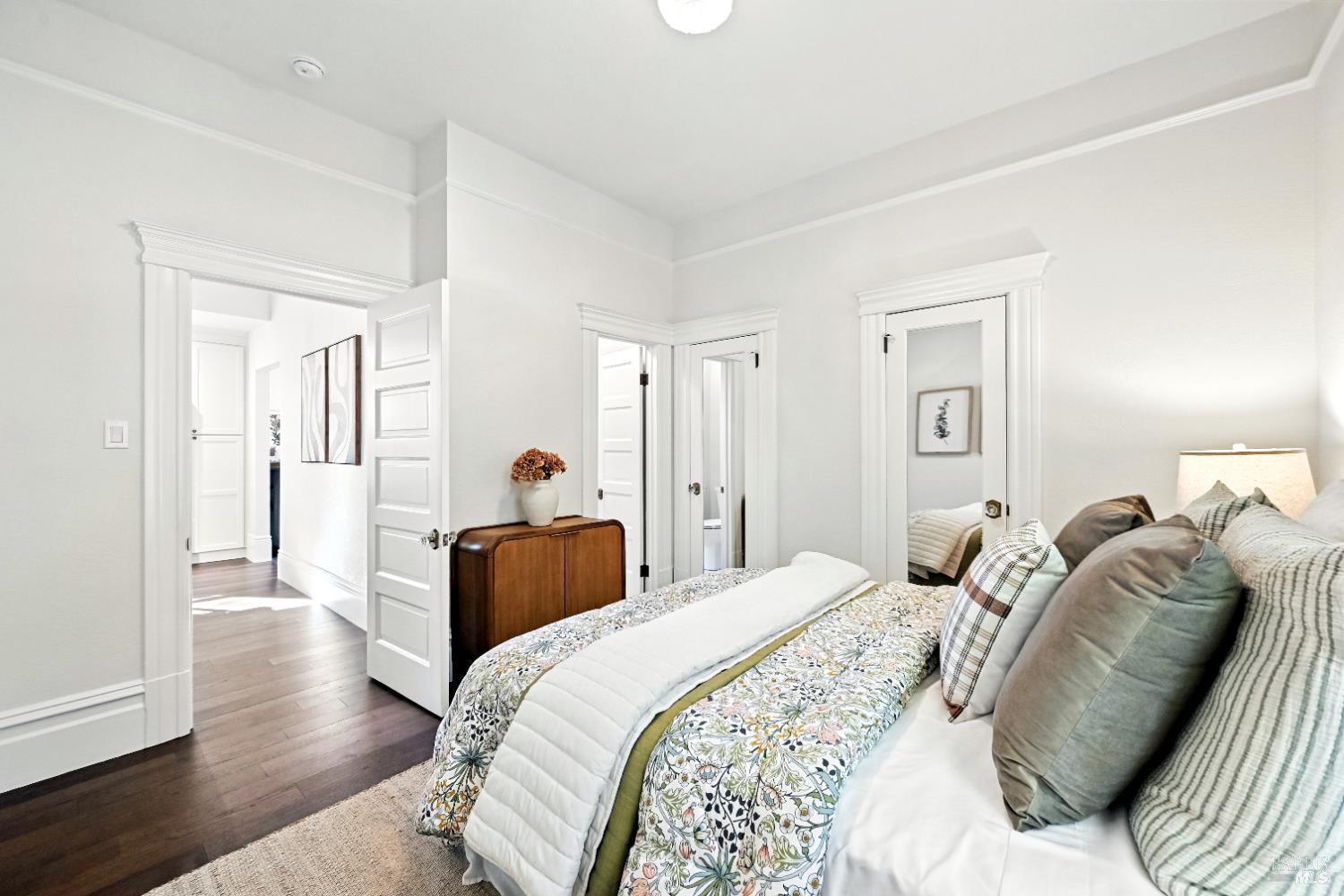 Detail Gallery Image 27 of 66 For 15 8th St, Petaluma,  CA 94952 - 3 Beds | 2/1 Baths