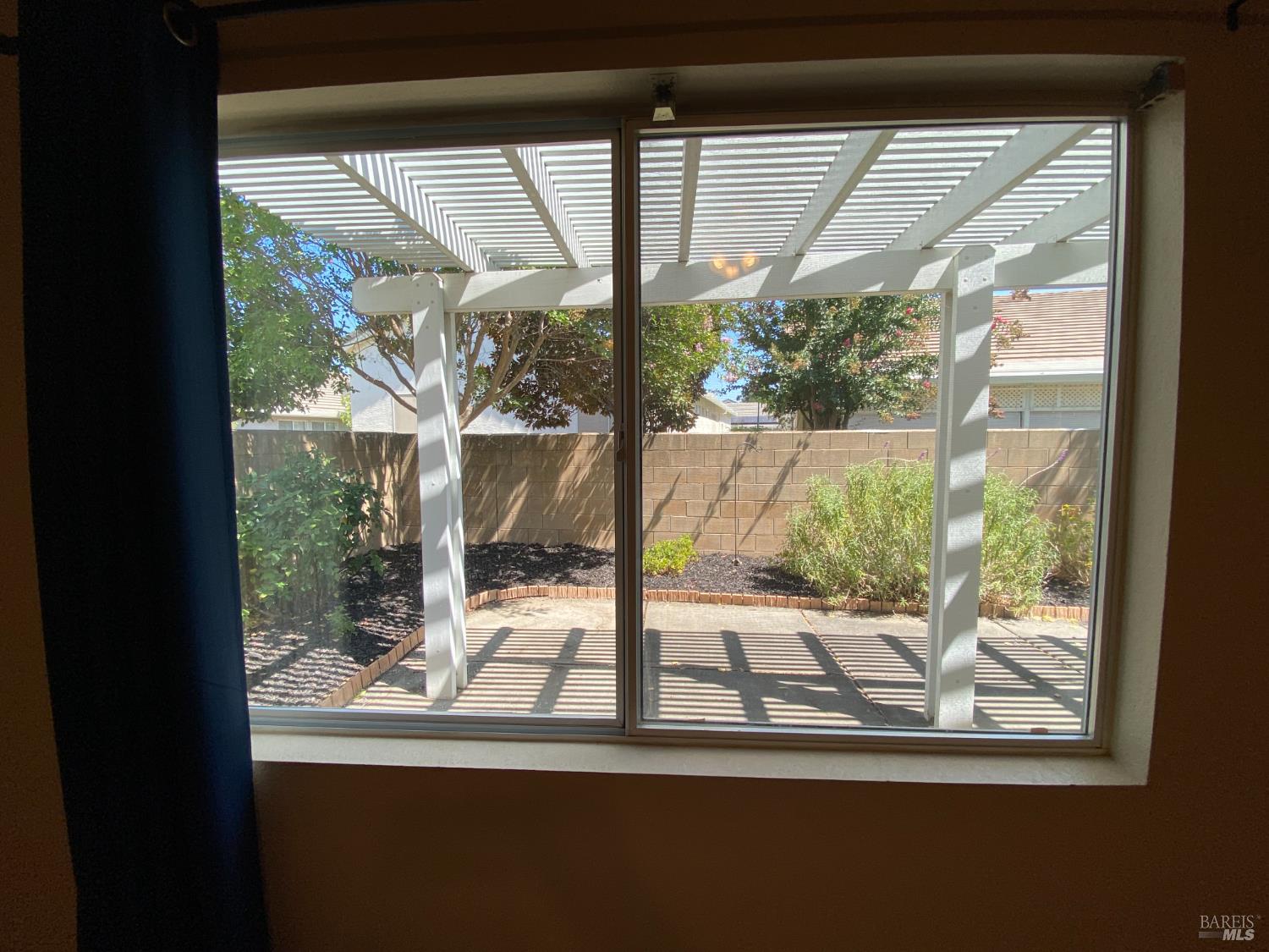 Detail Gallery Image 22 of 57 For 331 Pippin Ct, Vacaville,  CA 95687 - 2 Beds | 2 Baths
