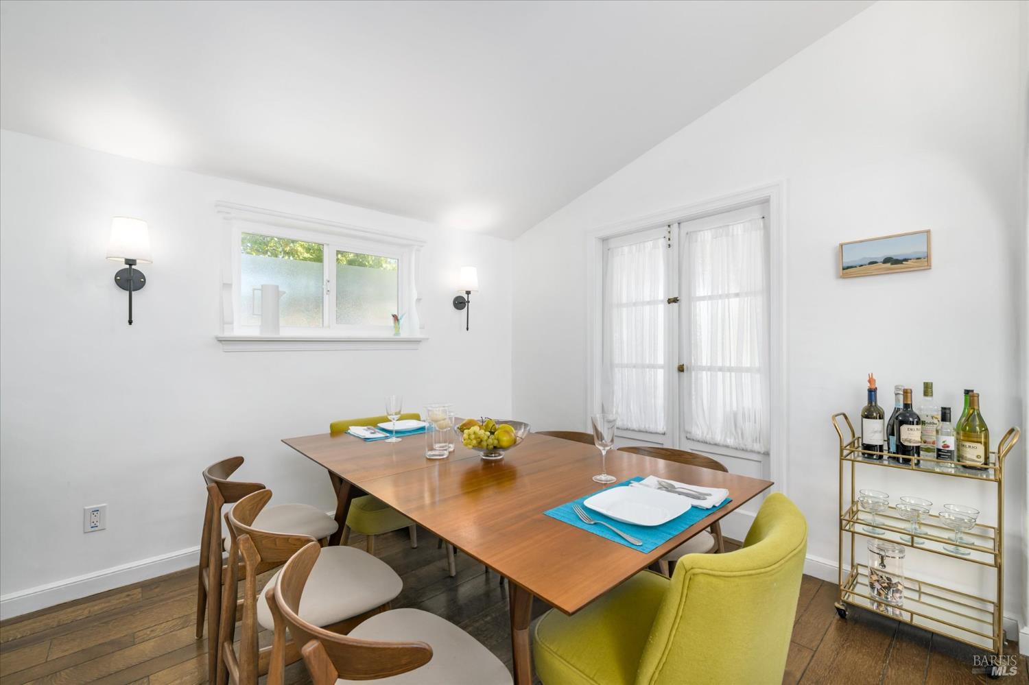 Detail Gallery Image 11 of 28 For 1201 Missouri St, Fairfield,  CA 94533 - 3 Beds | 2/1 Baths