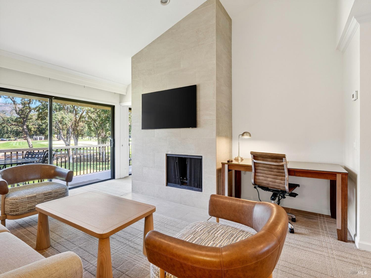 Detail Gallery Image 13 of 23 For 693 Cottage Dr, Napa,  CA 94558 - 2 Beds | 2 Baths
