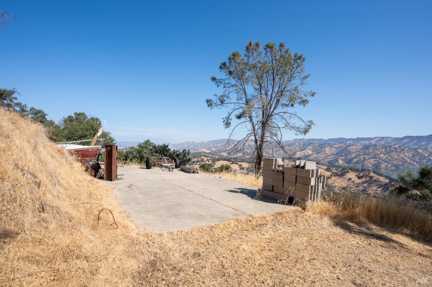Detail Gallery Image 11 of 24 For 1320 Headlands Dr, Napa,  CA 94558 - – Beds | – Baths