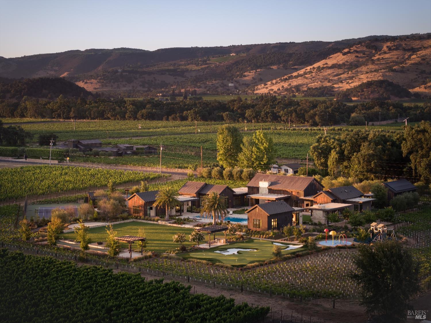 Detail Gallery Image 64 of 71 For 6691 Finnell Rd, Yountville,  CA 94599 - 6 Beds | 7/2 Baths