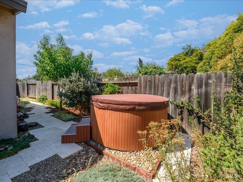 Detail Gallery Image 28 of 30 For 2348 Eva St, Napa,  CA 94559 - 3 Beds | 2 Baths