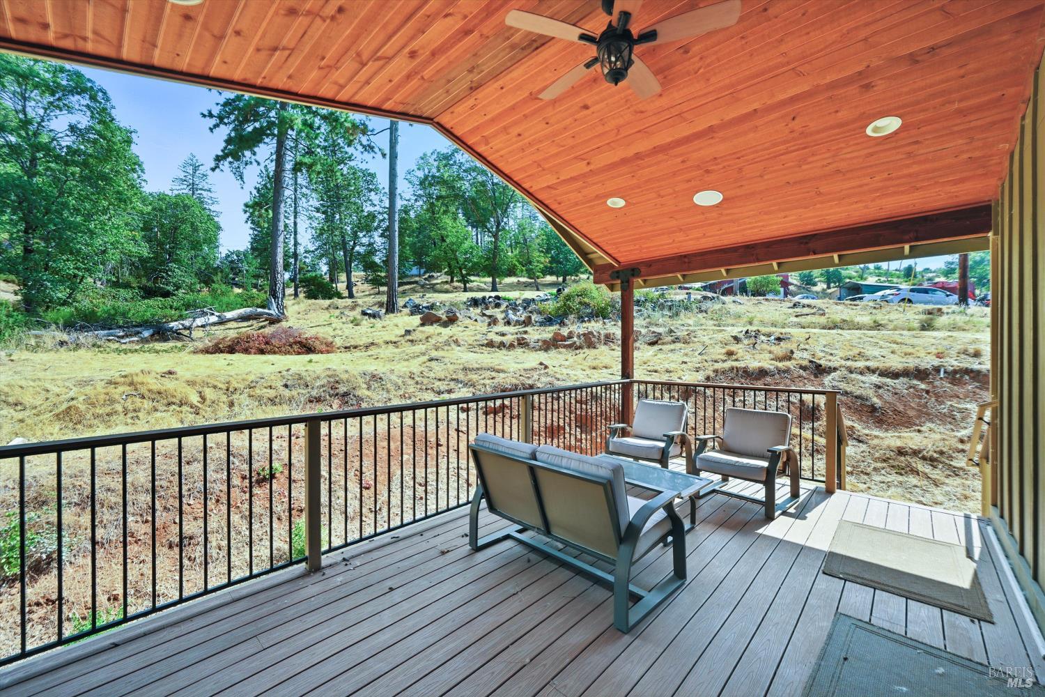 Detail Gallery Image 20 of 24 For 9482 Hoberg Dr, Cobb,  CA 95426 - 3 Beds | 2 Baths
