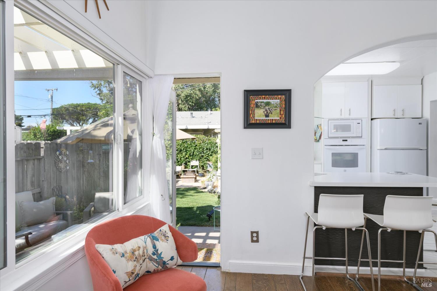 Detail Gallery Image 7 of 28 For 1201 Missouri St, Fairfield,  CA 94533 - 3 Beds | 2/1 Baths