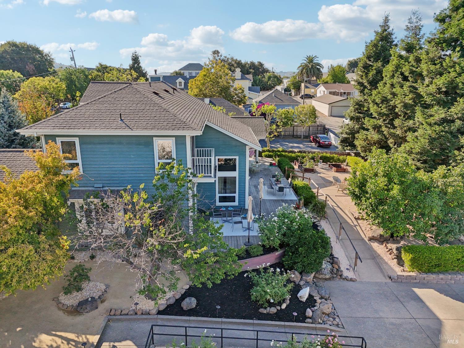 Detail Gallery Image 82 of 99 For 161 E D St, Benicia,  CA 94510 - 4 Beds | 3/1 Baths
