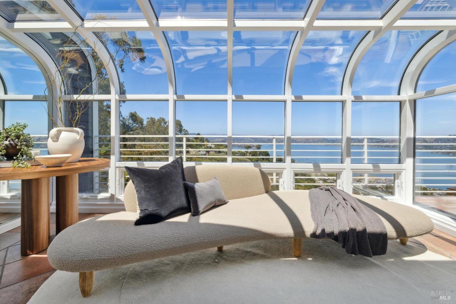 Detail Gallery Image 16 of 72 For 260 Spencer Ave, Sausalito,  CA 94965 - 5 Beds | 5 Baths