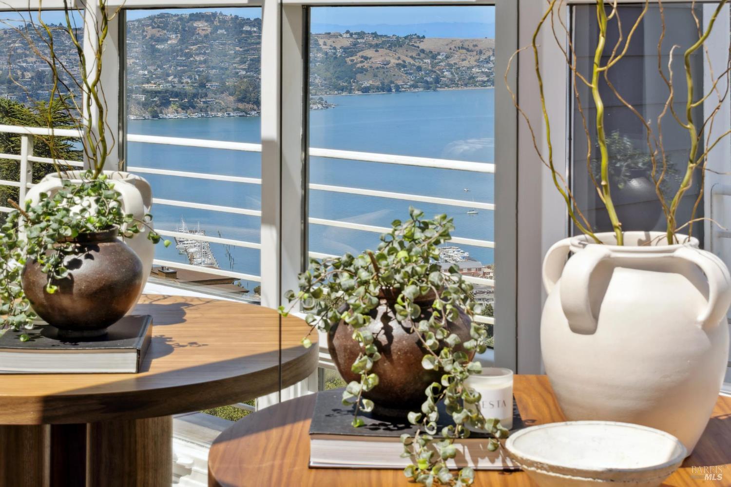 Detail Gallery Image 17 of 72 For 260 Spencer Ave, Sausalito,  CA 94965 - 5 Beds | 5 Baths