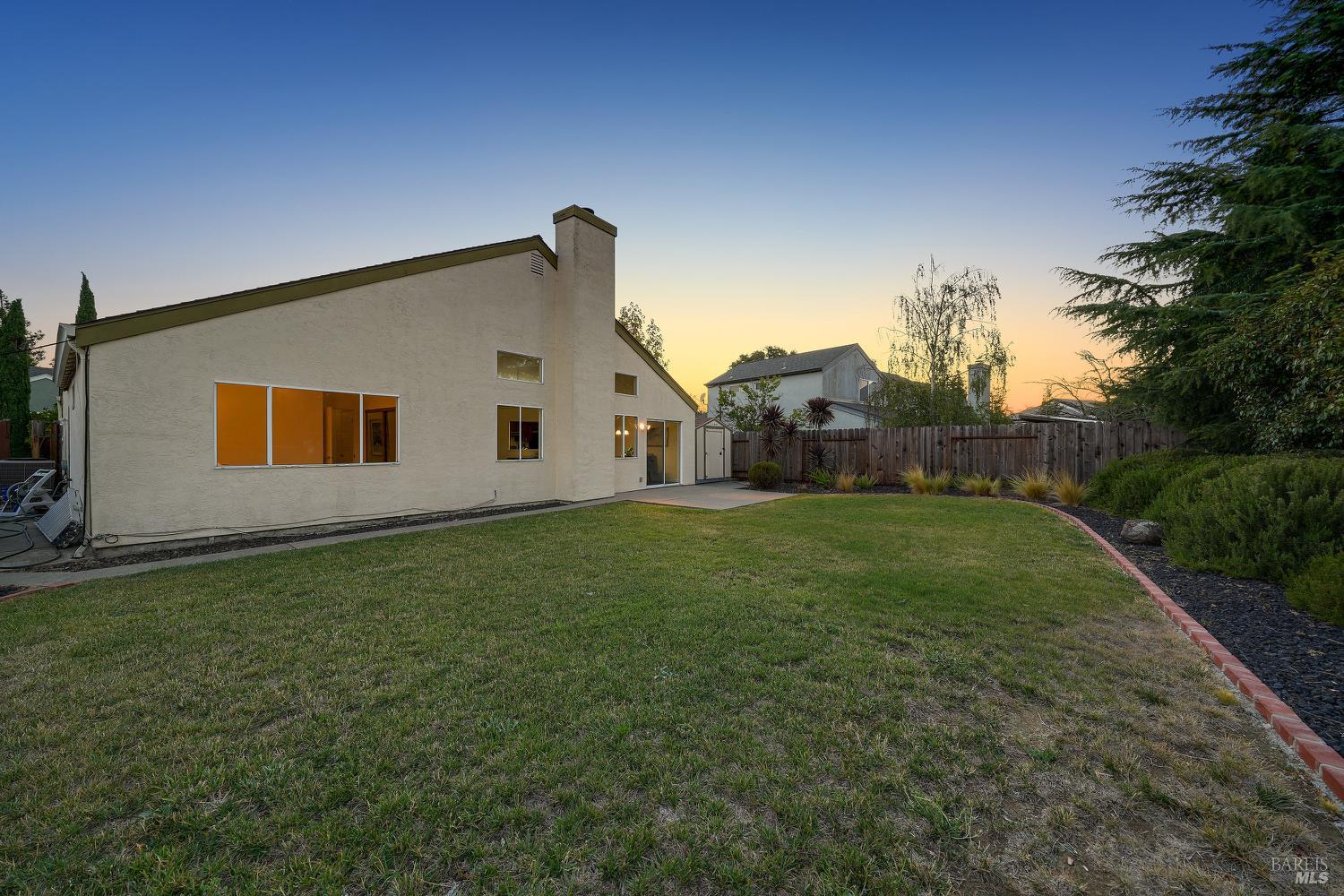 Detail Gallery Image 47 of 61 For 789 Barton Way, Benicia,  CA 94510 - 3 Beds | 2 Baths