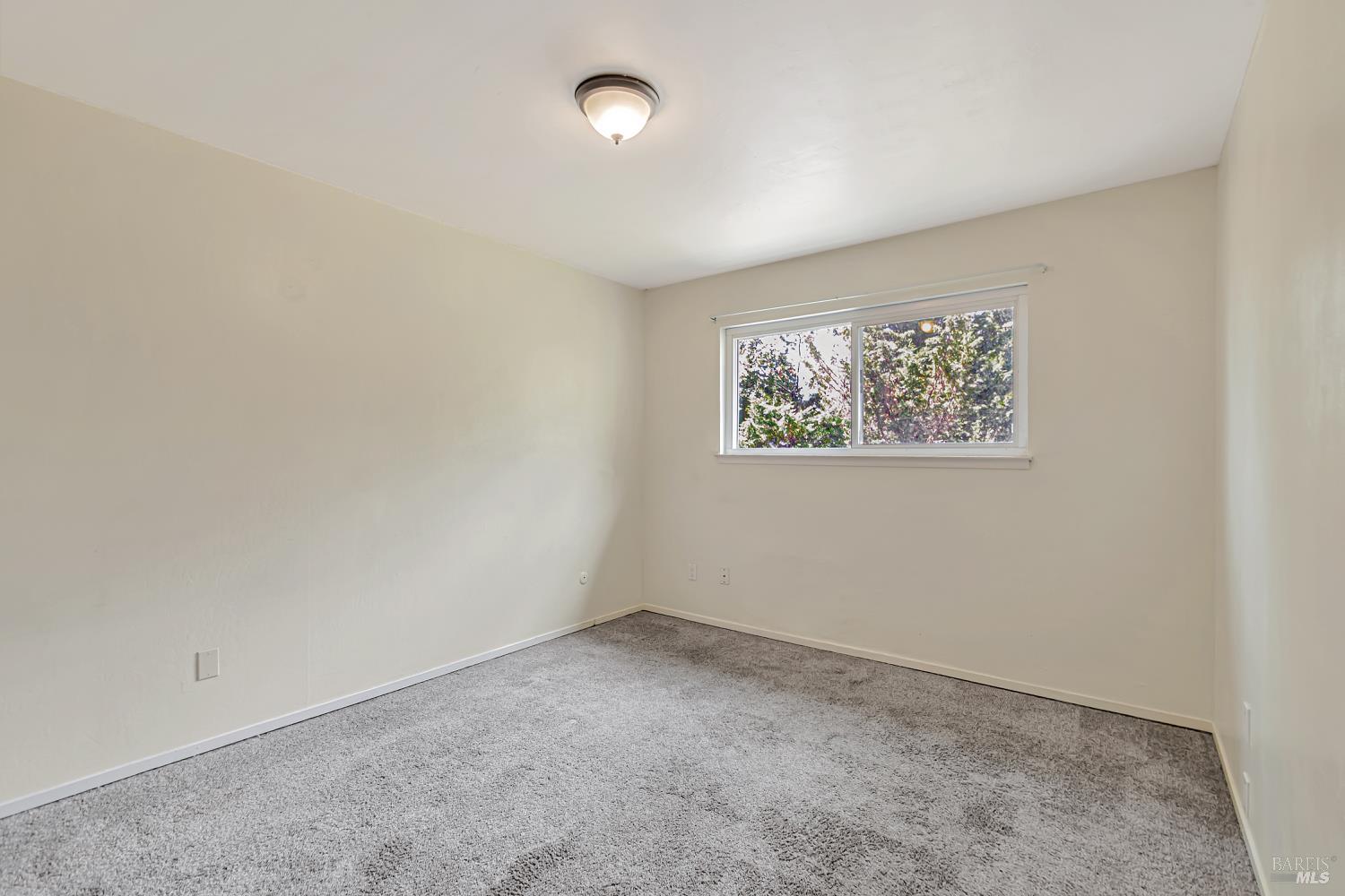 Detail Gallery Image 21 of 48 For 5209 San Luis Ave, Santa Rosa,  CA 95409 - 5 Beds | 3/1 Baths