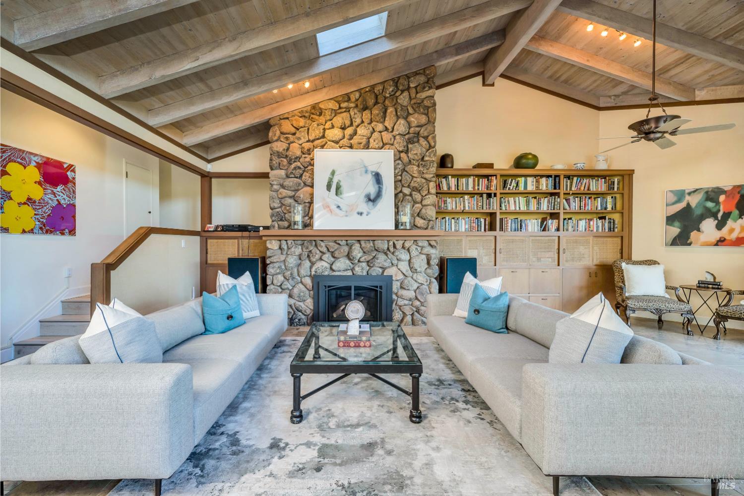 Detail Gallery Image 9 of 37 For 522 Meadowood Ln, Saint Helena,  CA 94574 - 2 Beds | 3 Baths
