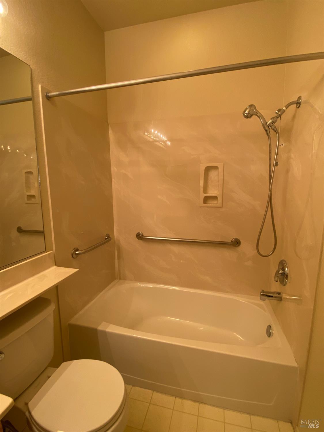 Detail Gallery Image 34 of 57 For 331 Pippin Ct, Vacaville,  CA 95687 - 2 Beds | 2 Baths