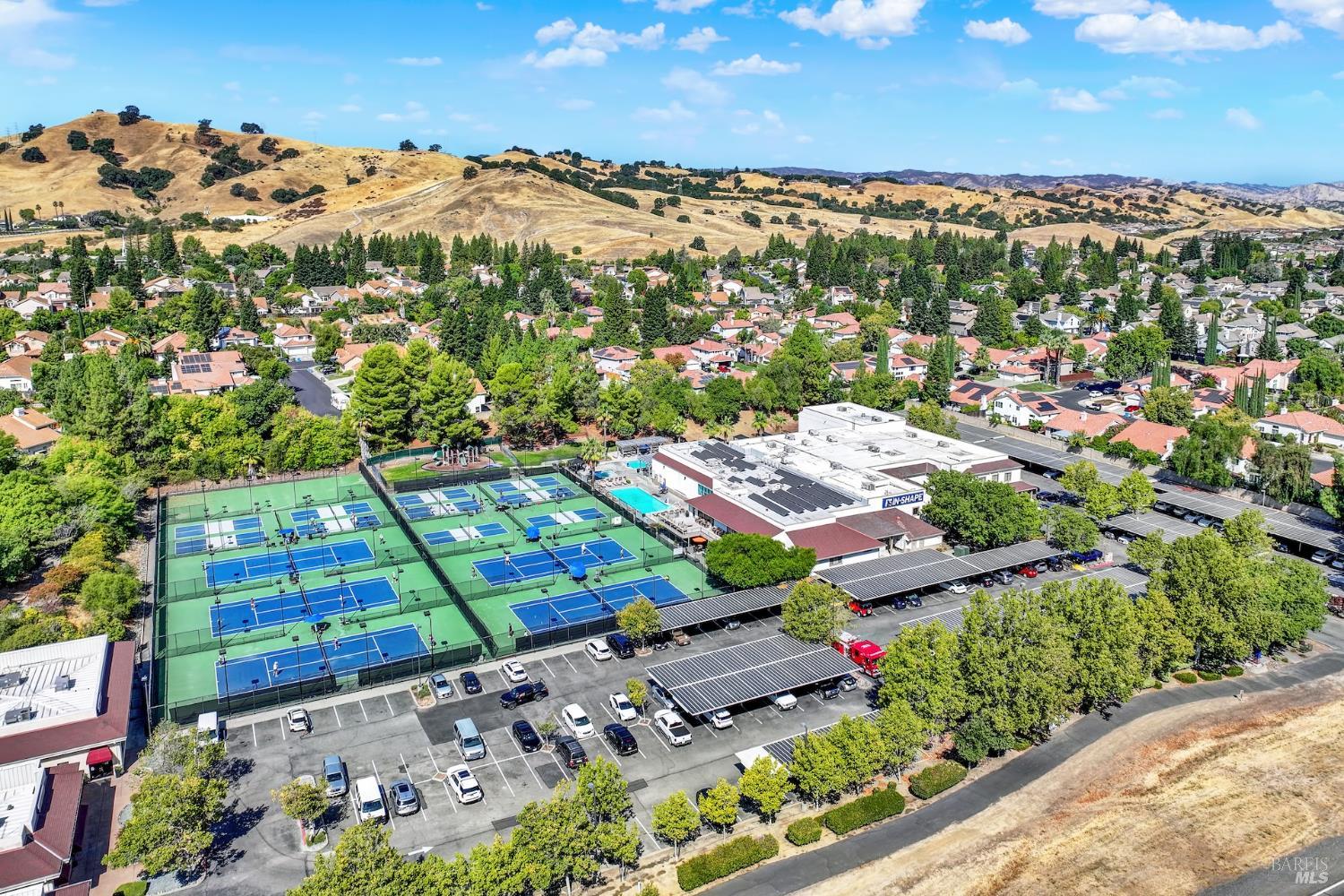 Detail Gallery Image 96 of 99 For 218 Donegal Ct, Vacaville,  CA 95688 - 4 Beds | 2/1 Baths