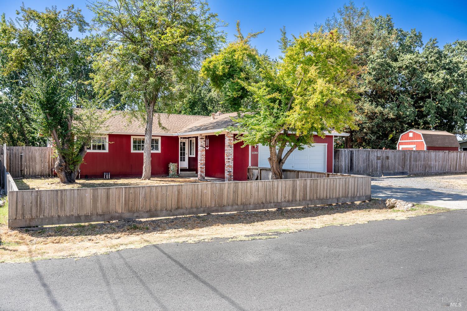 Detail Gallery Image 1 of 21 For 1130 Tapadera Dr, Santa Rosa,  CA 95407 - 3 Beds | 2 Baths