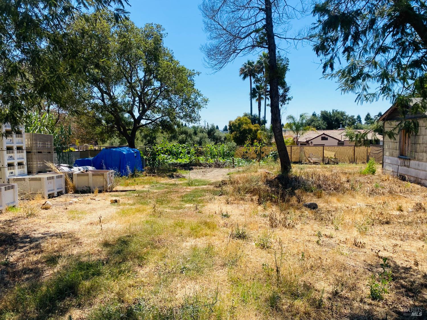 Detail Gallery Image 10 of 13 For 1920 N. Kelly Rd, Napa,  CA 94558 - – Beds | – Baths