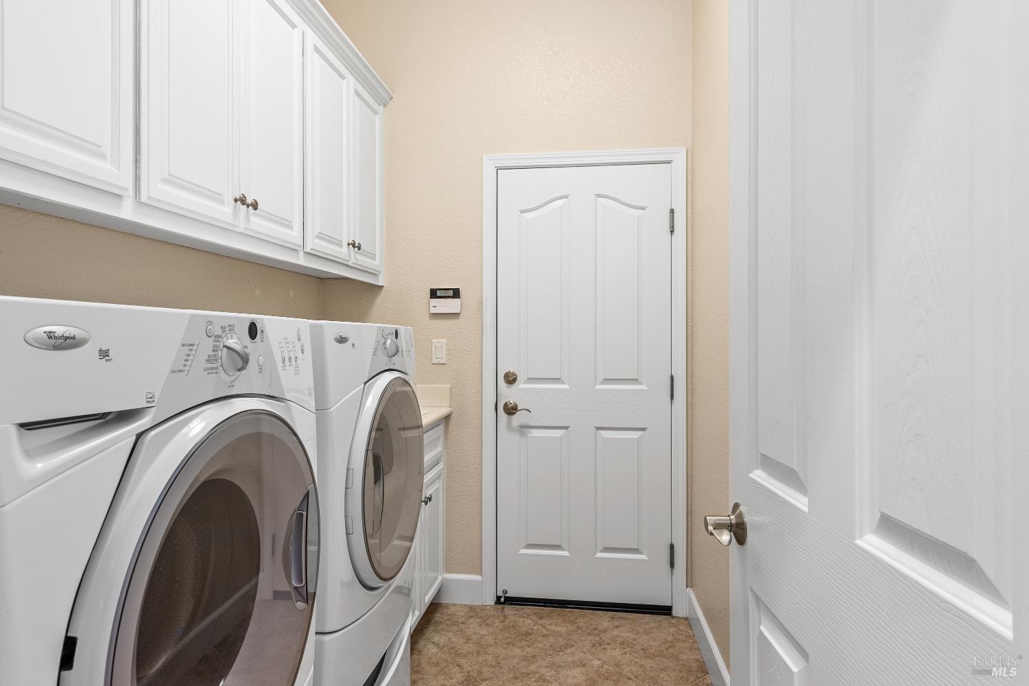 Detail Gallery Image 26 of 39 For 7518 Walnut Orchard Way, Santa Rosa,  CA 95409 - 3 Beds | 2 Baths