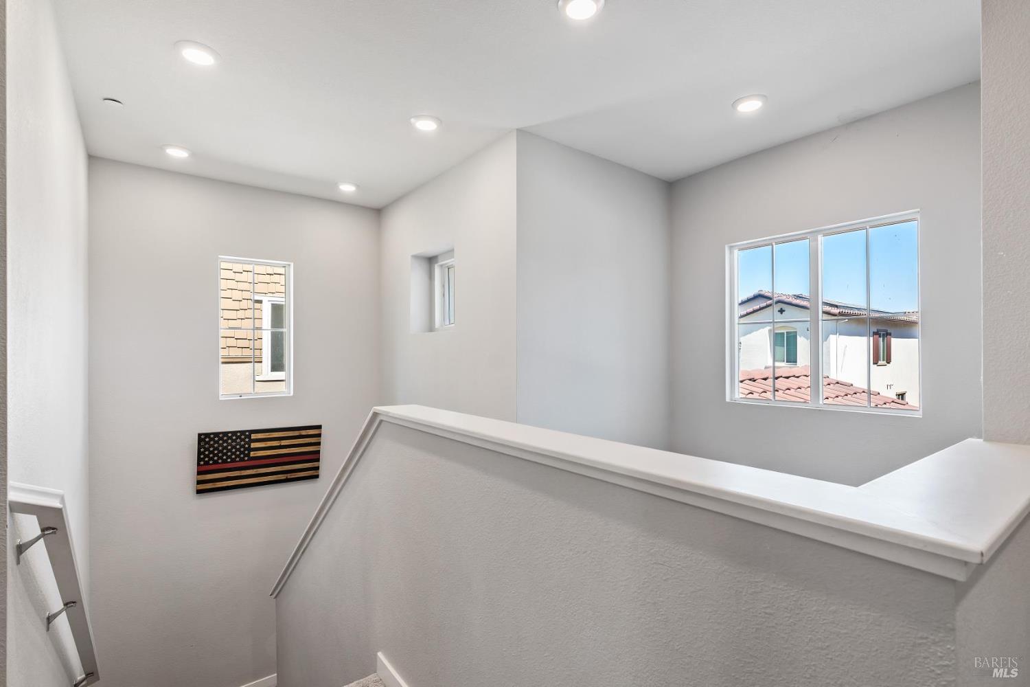 Detail Gallery Image 16 of 28 For 1090 Davidson Ct, Dixon,  CA 95620 - 4 Beds | 3 Baths