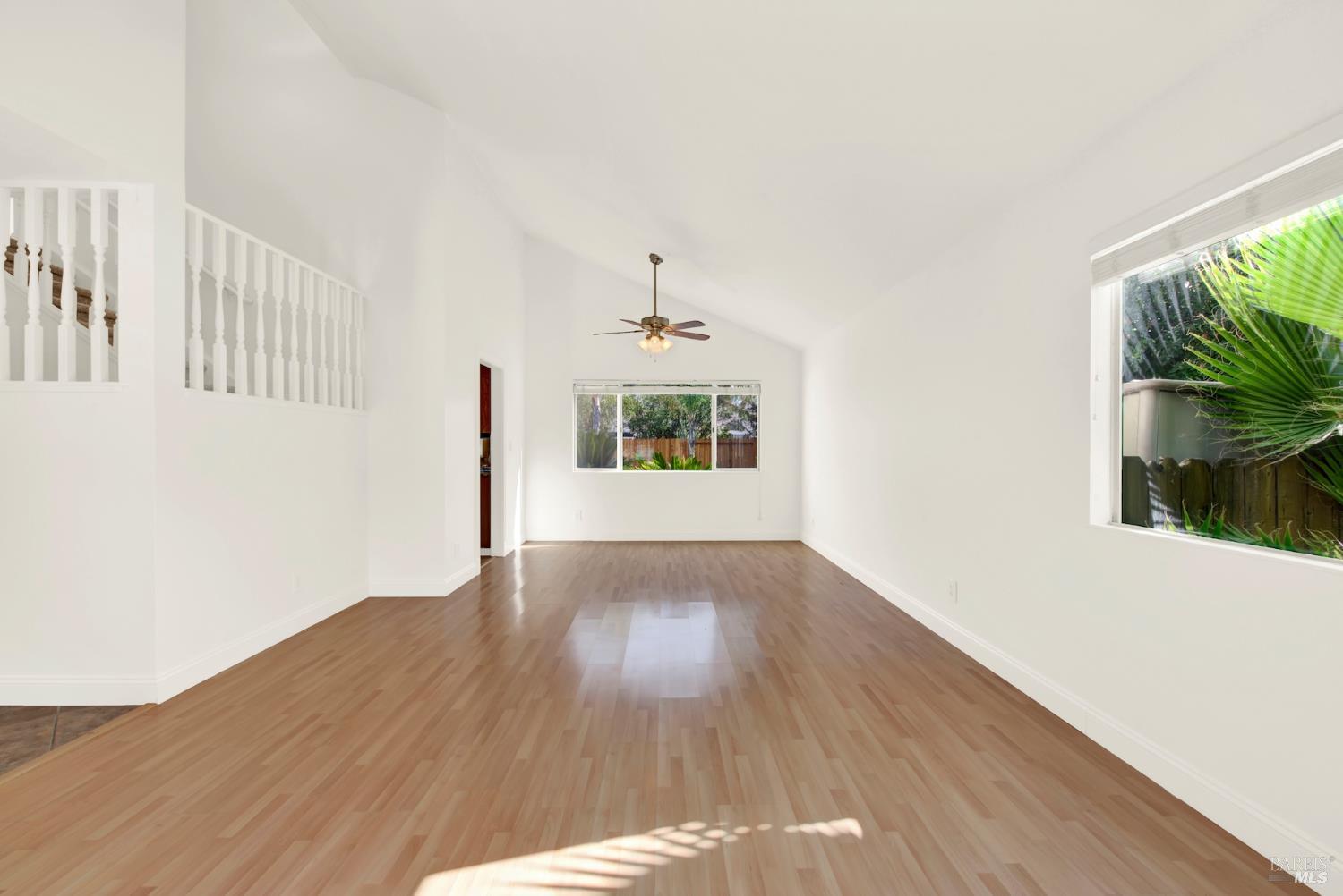 Detail Gallery Image 12 of 99 For 218 Donegal Ct, Vacaville,  CA 95688 - 4 Beds | 2/1 Baths