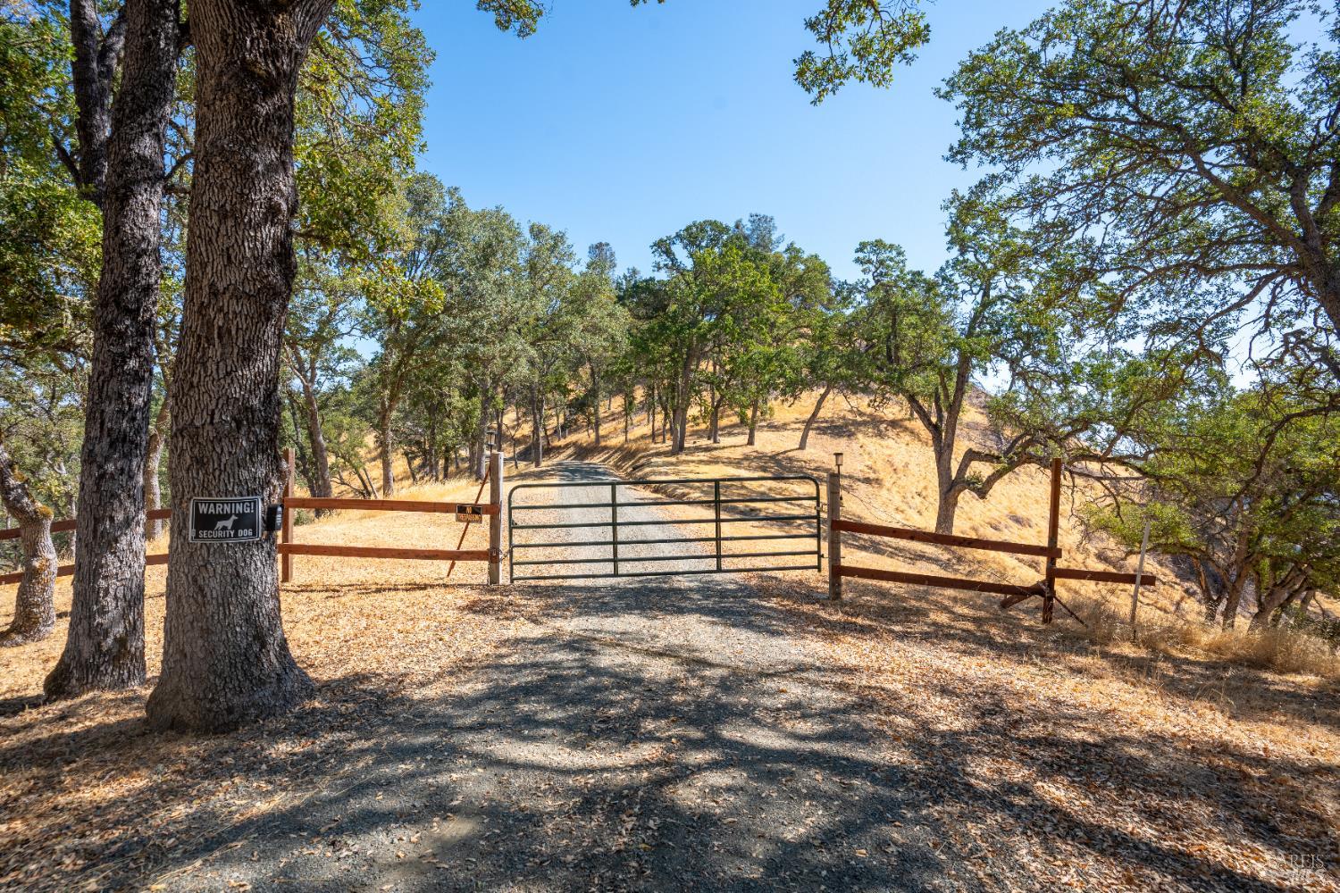 Detail Gallery Image 2 of 24 For 1320 Headlands Dr, Napa,  CA 94558 - – Beds | – Baths