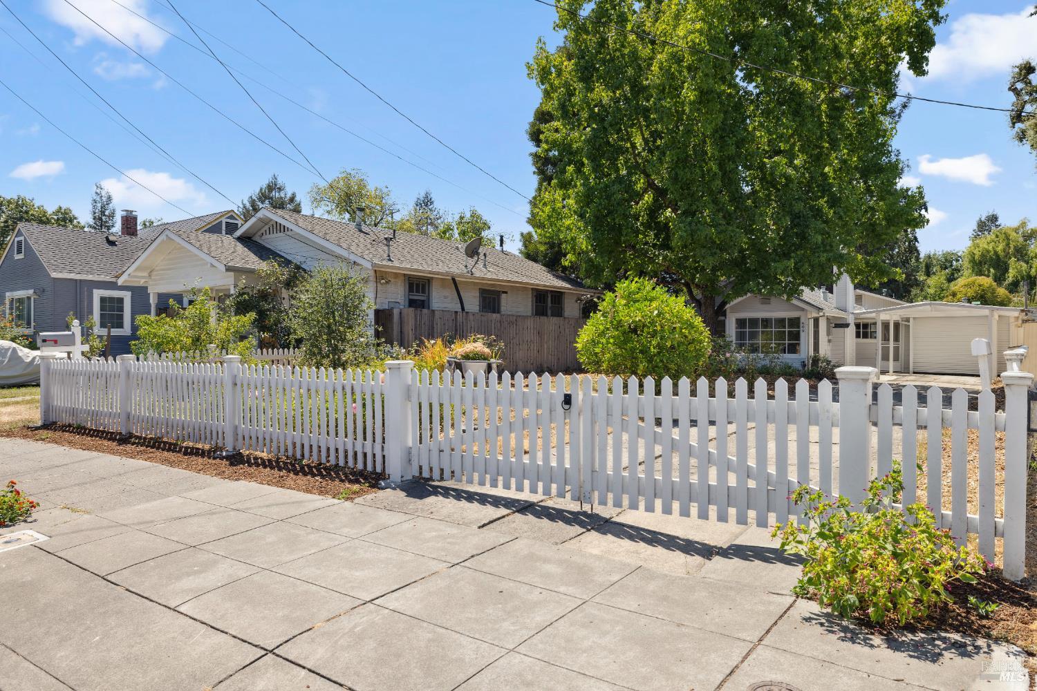 Detail Gallery Image 29 of 29 For 609 Brown St, Santa Rosa,  CA 95404 - 2 Beds | 1 Baths