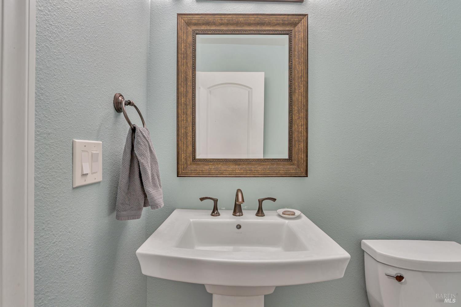 Detail Gallery Image 28 of 39 For 24 San Lucas Ct, Saint Helena,  CA 94574 - 2 Beds | 2/1 Baths
