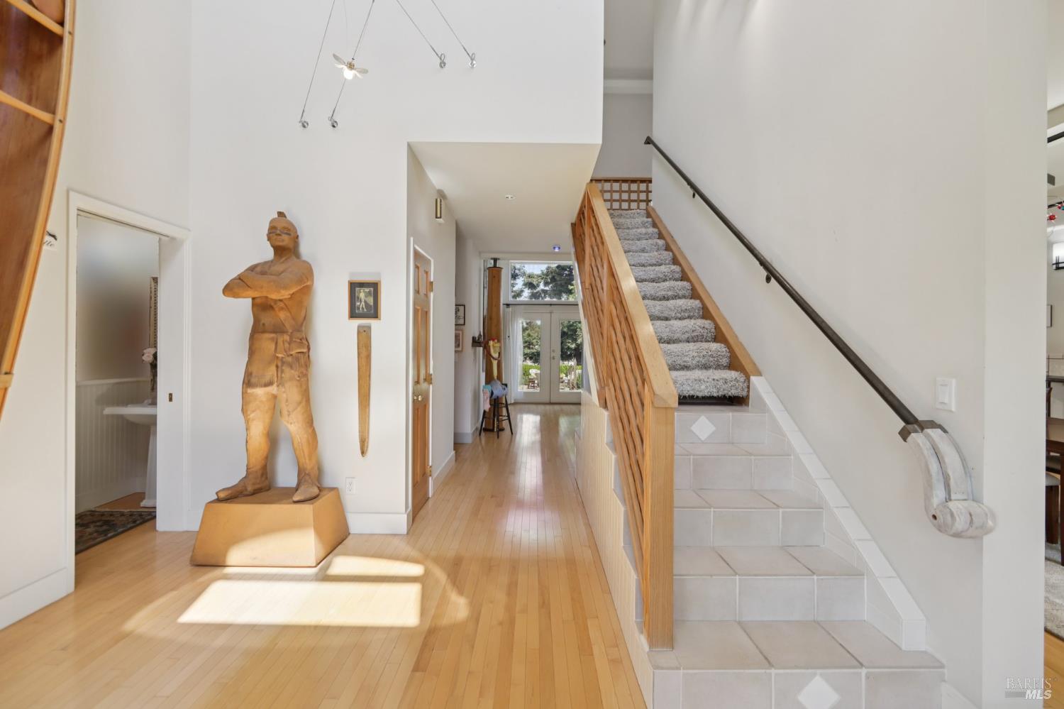 Detail Gallery Image 6 of 99 For 161 E D St, Benicia,  CA 94510 - 4 Beds | 3/1 Baths