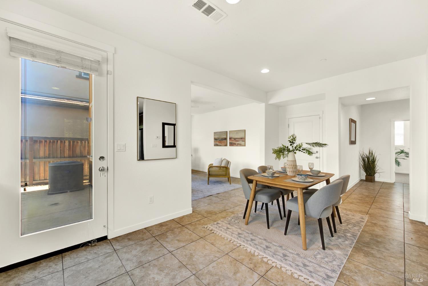 Detail Gallery Image 23 of 71 For 399 Allegany Ct, Fairfield,  CA 94534 - 3 Beds | 2/1 Baths