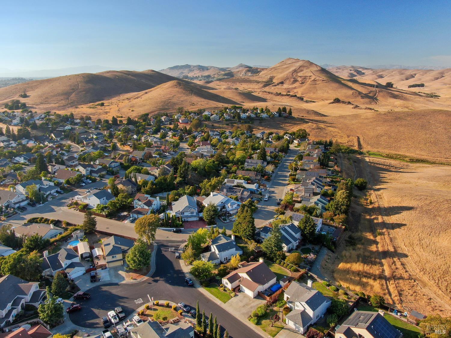 Detail Gallery Image 51 of 61 For 789 Barton Way, Benicia,  CA 94510 - 3 Beds | 2 Baths