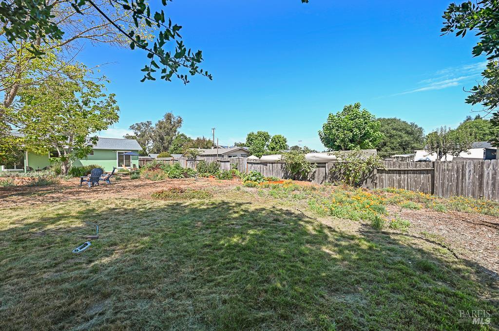 Detail Gallery Image 26 of 34 For 5227 Wendell Ln, Sebastopol,  CA 95472 - 3 Beds | 1 Baths