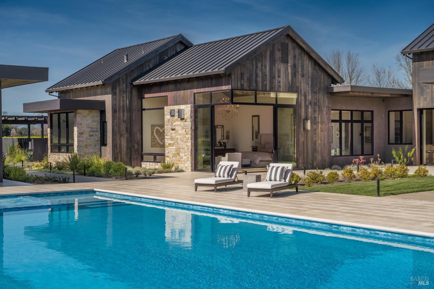 Detail Gallery Image 36 of 71 For 6691 Finnell Rd, Yountville,  CA 94599 - 6 Beds | 7/2 Baths