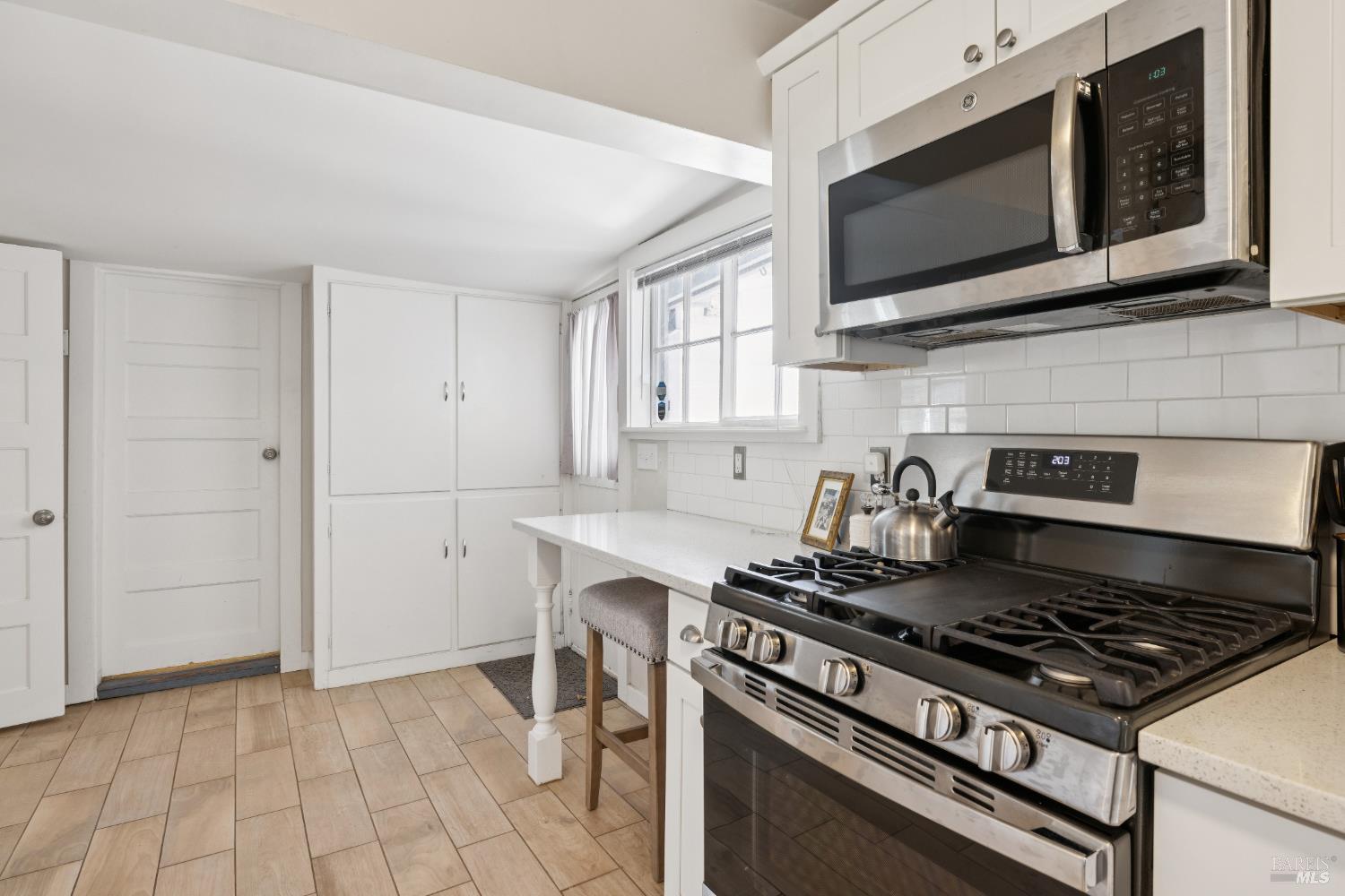 Detail Gallery Image 18 of 29 For 609 Brown St, Santa Rosa,  CA 95404 - 2 Beds | 1 Baths
