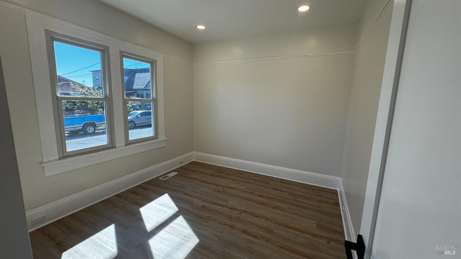 Detail Gallery Image 12 of 19 For 43 11th St, Richmond,  CA 94801 - 3 Beds | 2 Baths