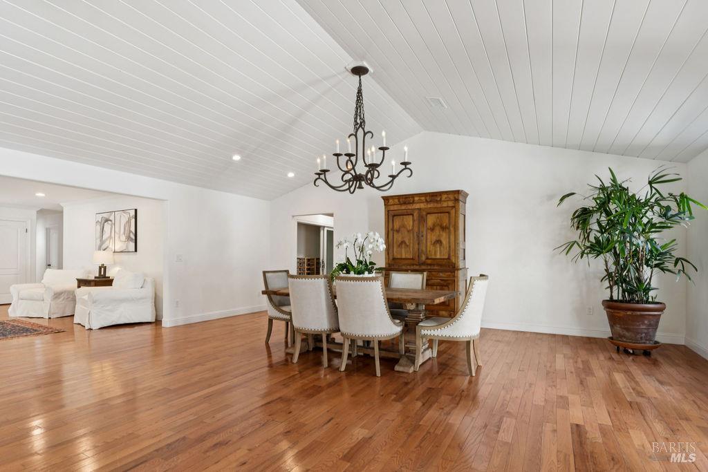 Detail Gallery Image 20 of 73 For 15119 Grove St, Healdsburg,  CA 95448 - 3 Beds | 4/1 Baths