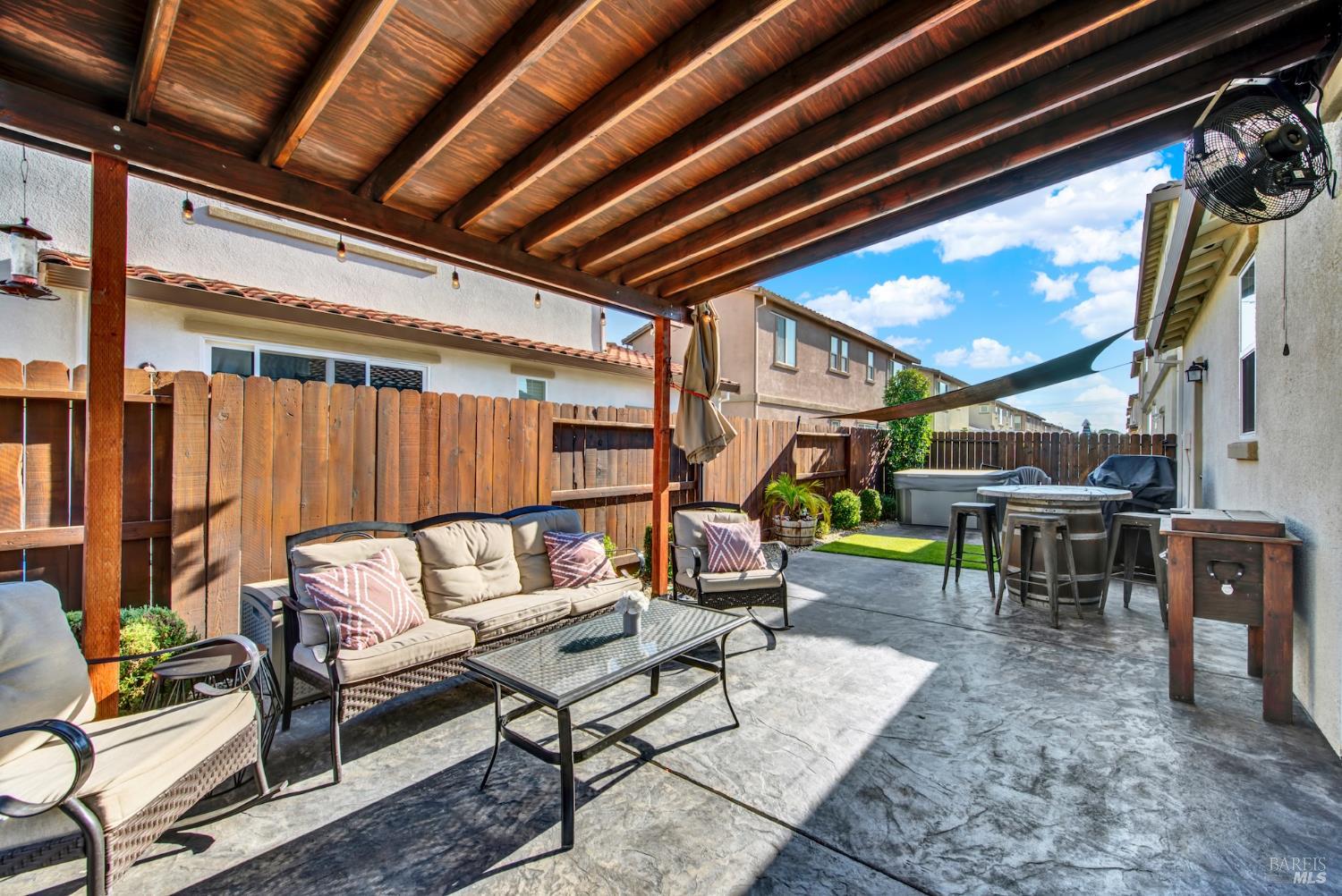Detail Gallery Image 25 of 67 For 336 Primrose Dr, Vacaville,  CA 95687 - 4 Beds | 3 Baths